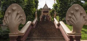 Pagoda-de-Plata-Camboya-responsable