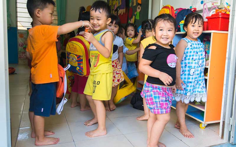 Vietnam-Jardin-infancia-cajetin