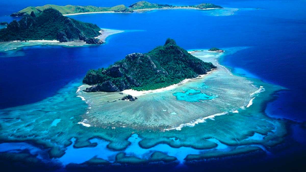 viaje islas fiyi. turismo responsable. turismo sostenible. inmersion cultural. mochilero.